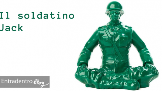 Un-soldatino-verde-medita-in-posizione-dell-loto